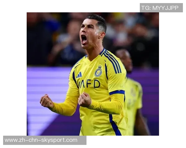 C罗再度破门激励球队向胜利迈进葡萄牙加油冲击目标 C罗再度破门激励球队向胜利迈进葡萄牙加油冲击目标