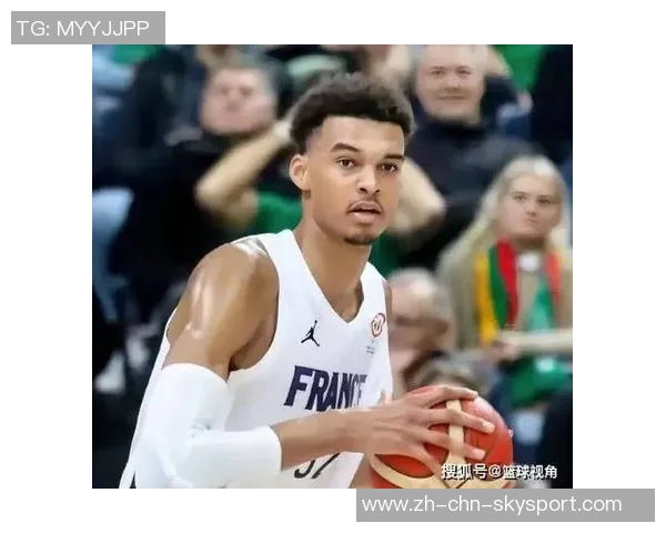 博班自曝身高2米24却仍需仰望文班亚马名记透露其身高接近2米31 博班自曝身高2米24却仍需仰望文班亚马名记透露其身高接近2米31