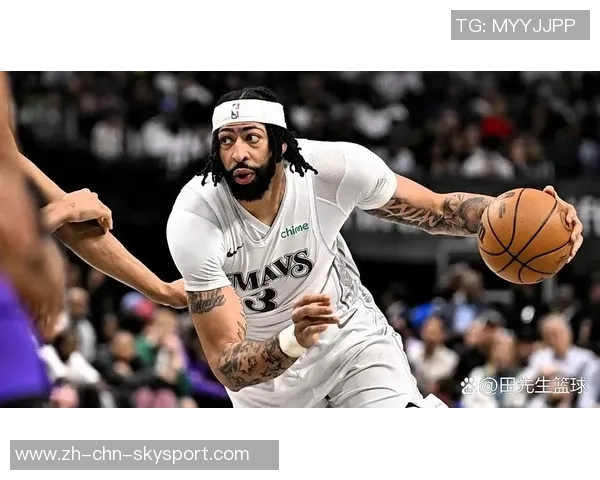 浓眉不愿长期担任中锋角色帕金斯对其态度感到失望期待新赛季使命感