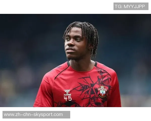 内维尔赞凯塞多为英超最佳中场卡拉格力挺赖斯更具全能与控球优势